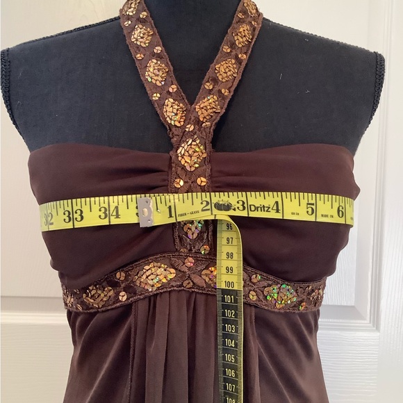 Elegant Brown Halter Dress - Picture 5 of 8